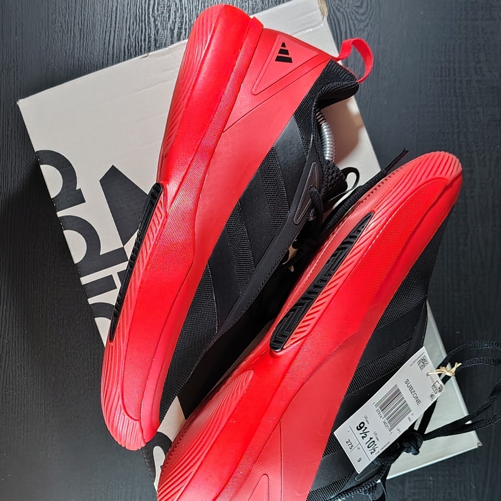 adidas Men’s Red & Black Training Sneakers